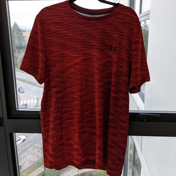 Under Armour Men Sports T-shirt (The Vanish Tee) - Picture 1 of 2